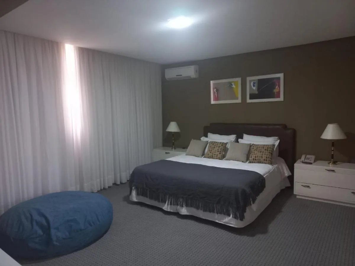 Embaixador Hotel & Centro De Eventos By Fast10 Porto Alegre 3*,